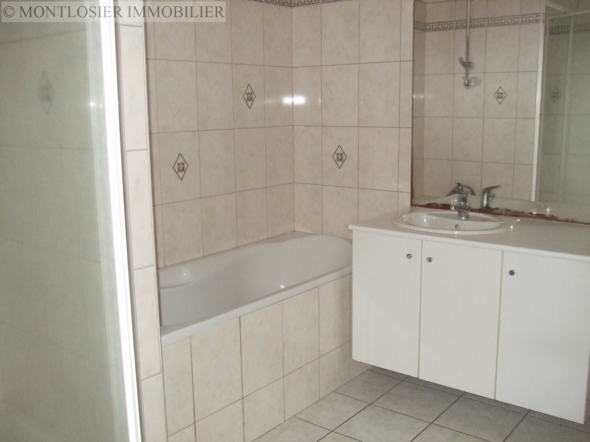 Apartment A property to buy, , 98,87 m², 3 rooms