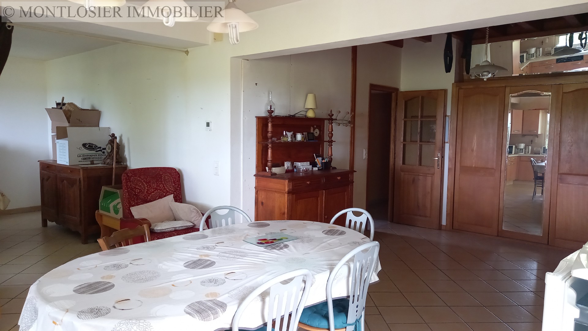 Maison à vendre, MARINGUES, 121 m², 5 pièces