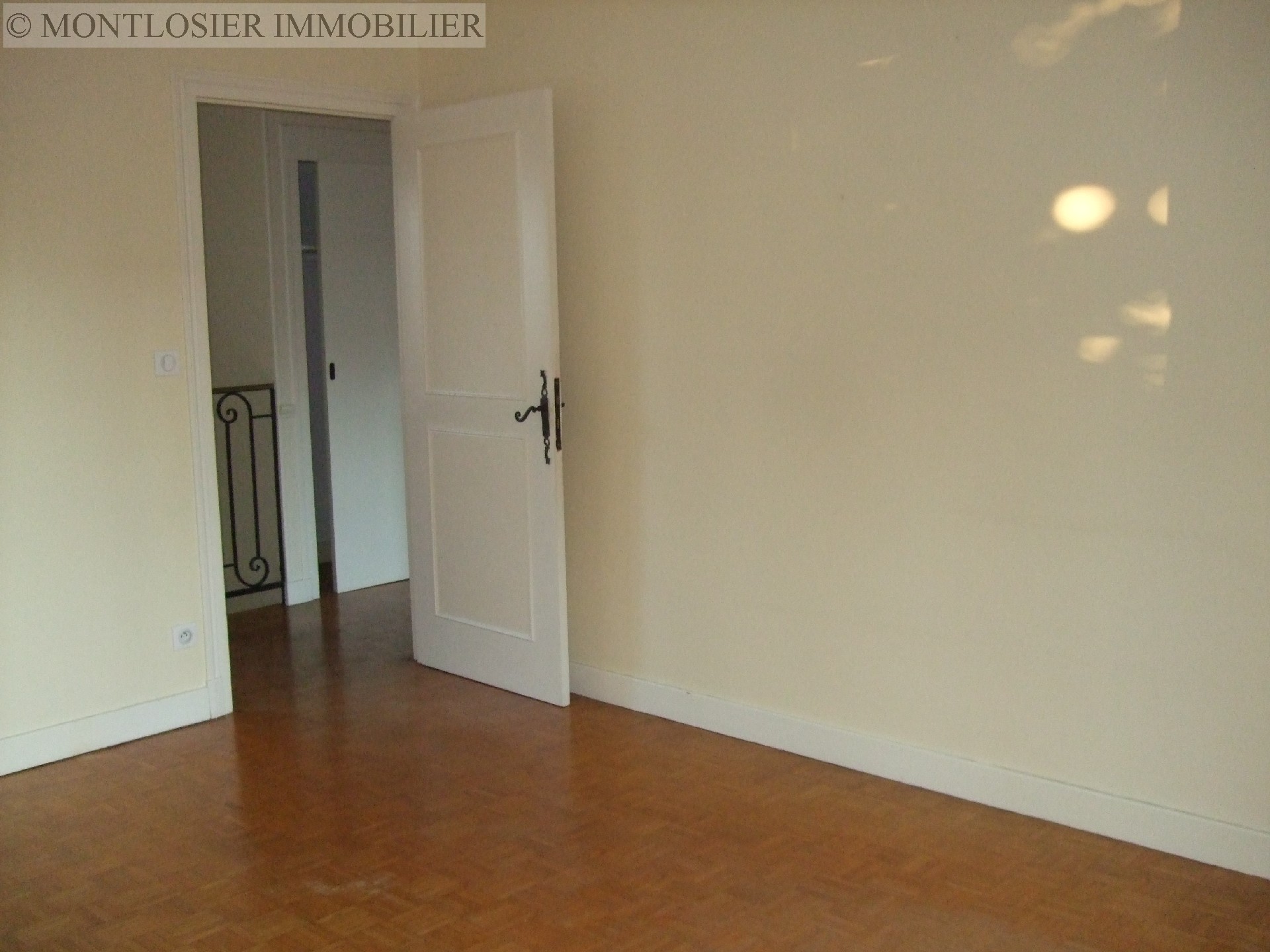Maison à vendre, AIGUEPERSE, 168 m², 6 pièces