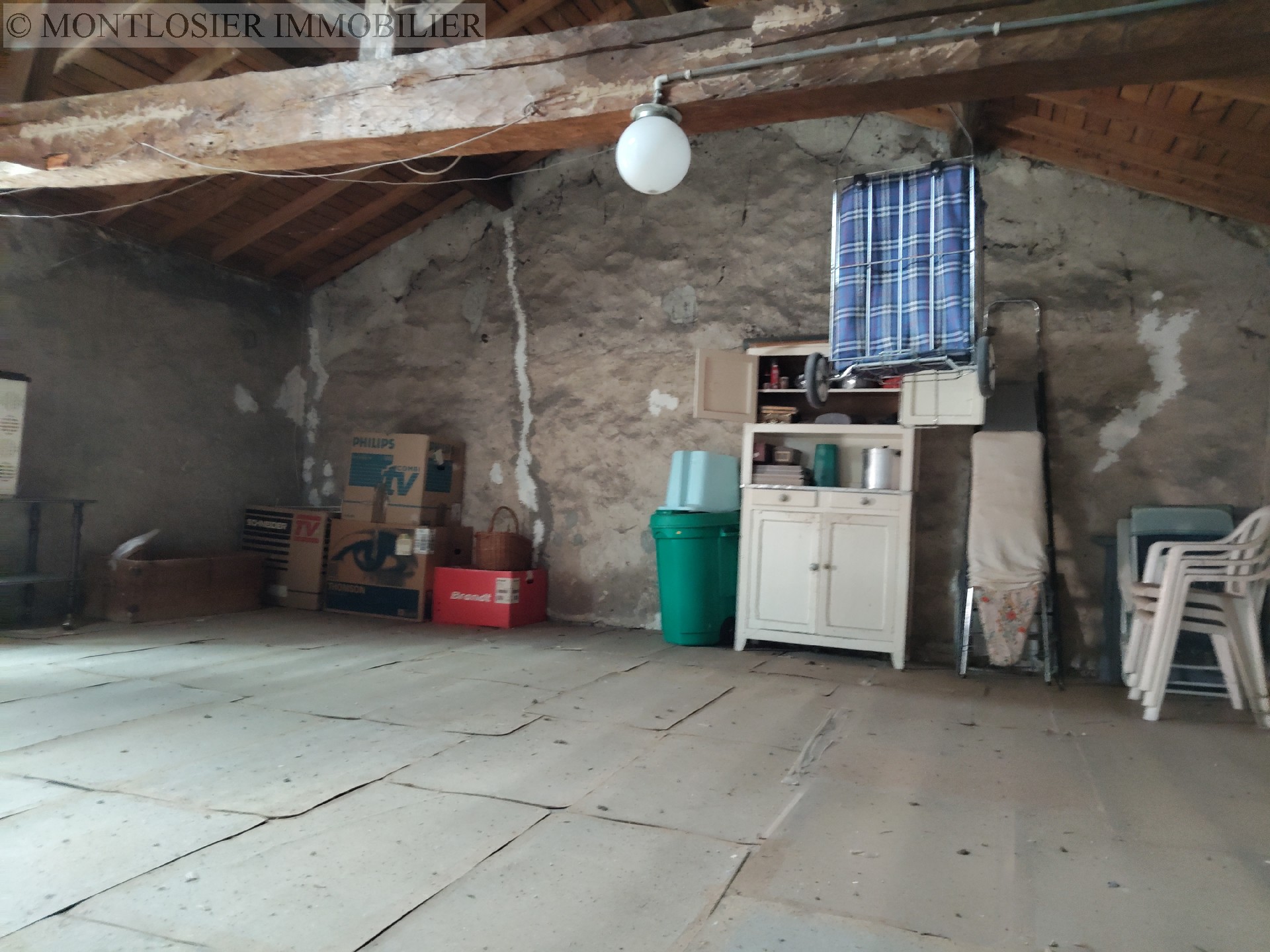 Maison à vendre, AIGUEPERSE, 85 m², 40 pièces